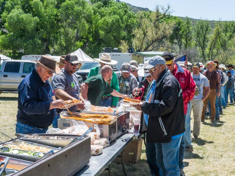 Desert Caballeros Trail Los Caballeros